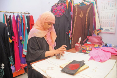 textile printing female entrepreneur finds place in shrinking market