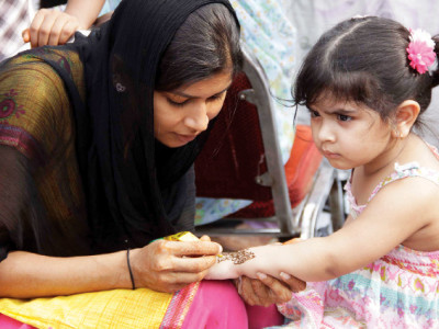 colour me red instant mehndi solutions may leave lasting marks