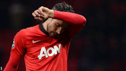 van persie to miss premier league opener