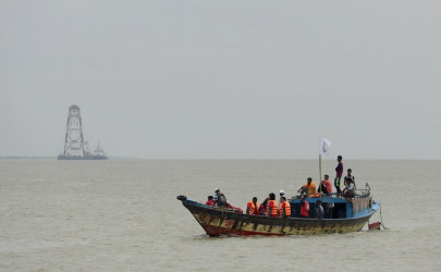 nearly 120 feared drowned in bangladesh ferry disaster