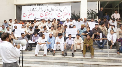 embezzlement imbroglio urdu varsity campus head seeks chancellor s help