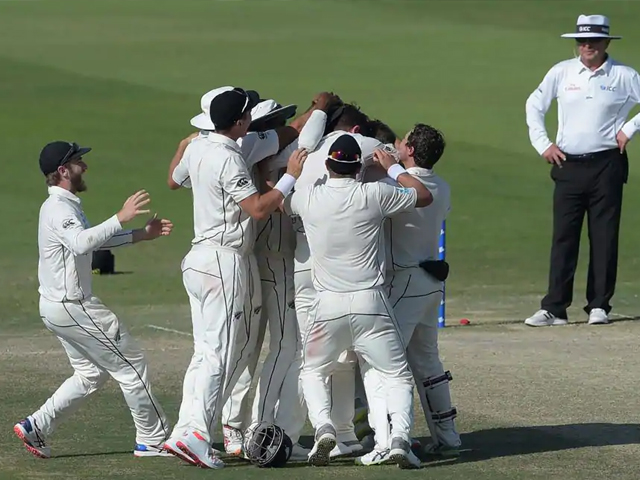 new zealand captain kane williamson celebrates with teammates after beating pakistan in the first test cricket match between pakistan and new zealand at the sheikh zayed international cricket stadium in abu dhabi on november 19 2018 photo afp