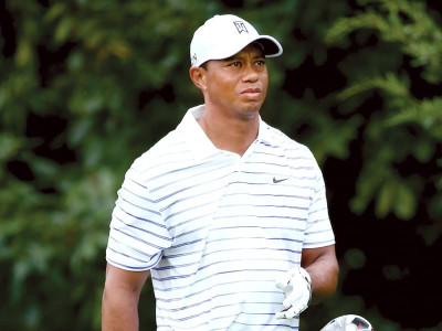 woods misses cut wraps up pga campaign
