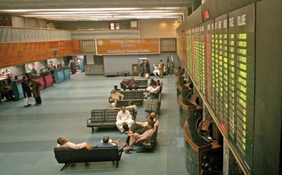 seven months on trading in t bills pibs via bourse remains thin