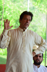 azadi march pti warns govt against arresting imran khan
