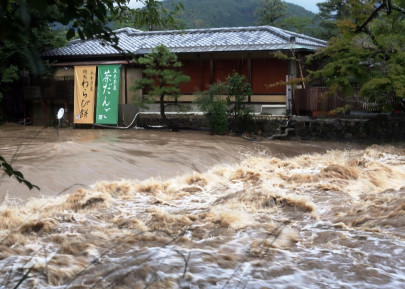 typhoon halong leaves up to 10 dead in japan reports