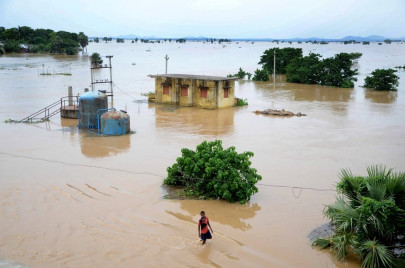 floods kill 45 in eastern india official
