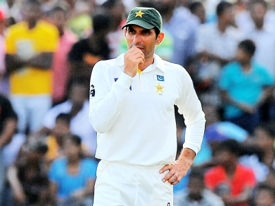 pakistan greats blast galle test defeat
