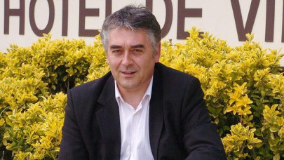 french mp fined for saying hitler did not kill enough roma