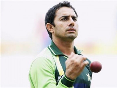 misbah backs ajmal to be cleared on suspect action