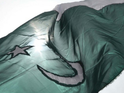 aisee zameen aur aasmaan