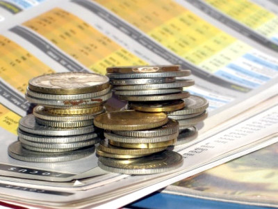 private sector borrowing turns negative as businesses return rs69b