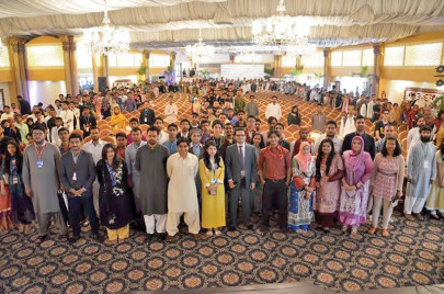 i am karachi for a peaceful karachi media must step up too