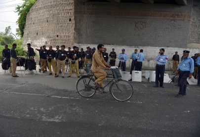 security mainly deployed in aabpara leaving ict under protected