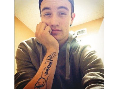 paul walker s car wreckage thief jailed paul walker s car wreckage thief jailed