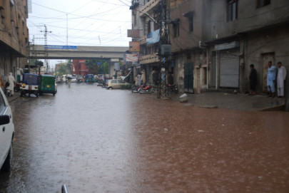 heavy storms kill 16 injure 82 in khyber pakhtunkhwa