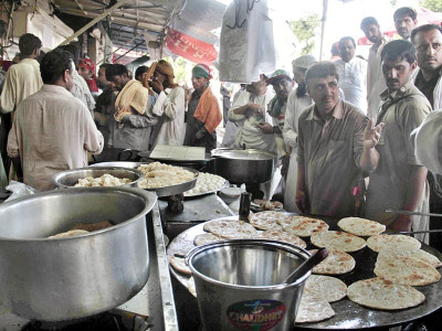 dual marches calls for hot tea amid cries for inqilab