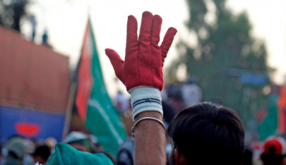 courts closed lawyers to boycott courts against sit ins