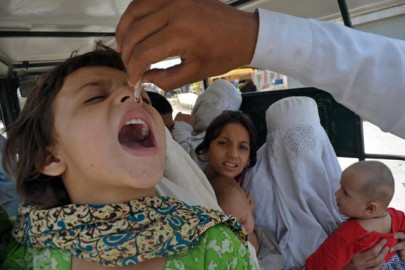 pakistan launches fresh polio drive for tribal regions