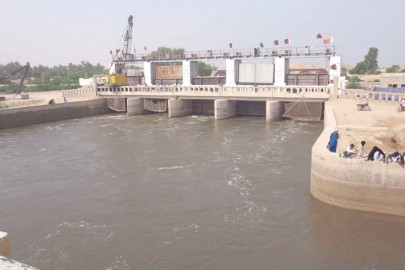 discrimination karachi gets more water than rest of sindh but there is little water tariff recovery