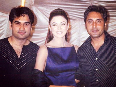 throwbackthursday adnan siddiqui humayun saeed and sushmita sen throwbackthursday adnan siddiqui humayun saeed and sushmita sen