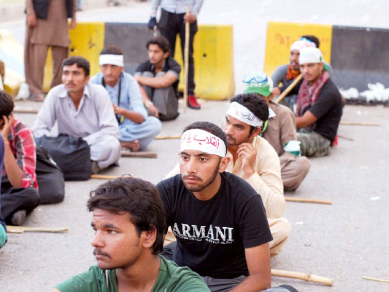 possible clash baton wielding pat workers ready to take on security personnel