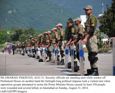 pitched battle fear uncertainty grips city as skirmishes continue