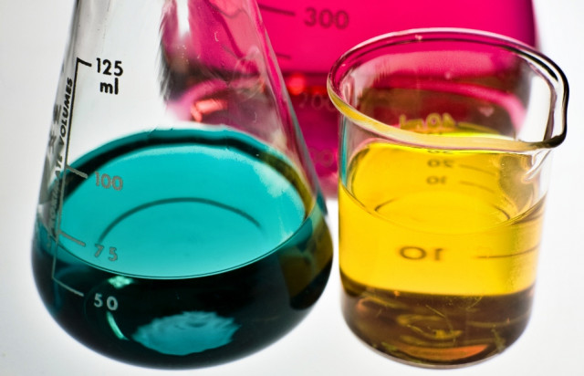 idaho professor accidentally shoots himself in the foot in chemistry class idaho professor accidentally shoots himself in the foot in chemistry class