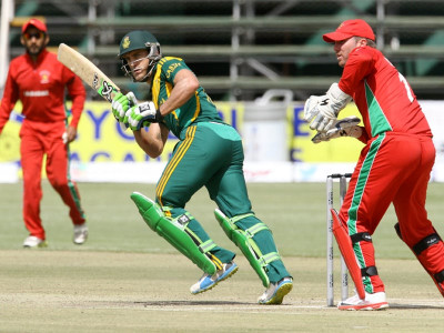 triangular series third ton in fourth match for du plessis