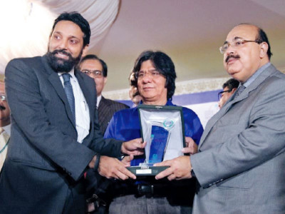 consumer choice awards imc bags two awards this year