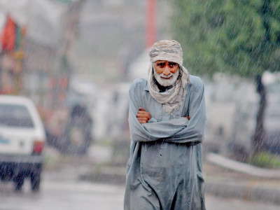 political quagmire talks remain bogged down over crunch questions