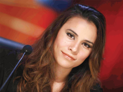 dareeche a window into zoe s past present and future dareeche a window into zoe s past present and future