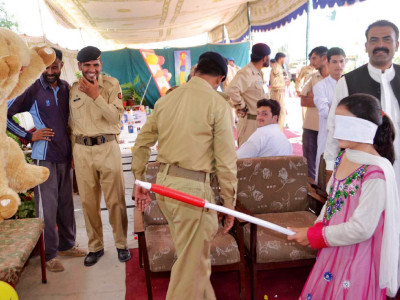 remembering sacrifices nation pays tribute to martyrs on defence day remembering sacrifices nation pays tribute to martyrs on defence day