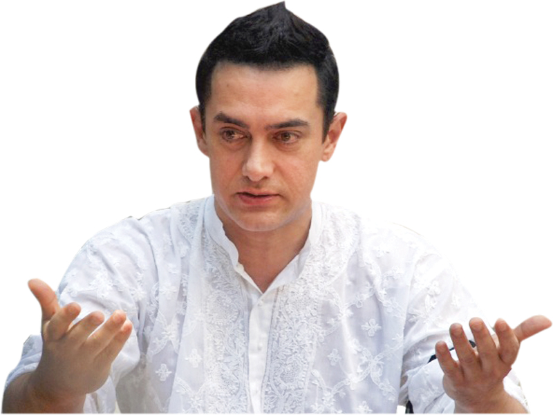 aamir khan rescues the mumbai film festival