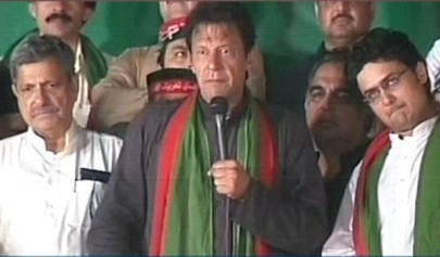 live islamabad protests pti to mark one month of protests on saturday