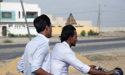 ten day ban imposed on pillion riding in karachi ten day ban imposed on pillion riding in karachi
