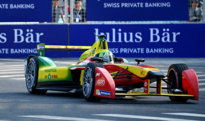 formula e di grassi wins dramatic inaugural race