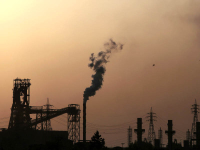 mounting dues ipps send out sos as receivables hit rs230b mark