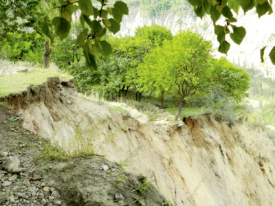 impending disaster cracks in nagar valley s slopes endanger 50 families impending disaster cracks in nagar valley s slopes endanger 50 families