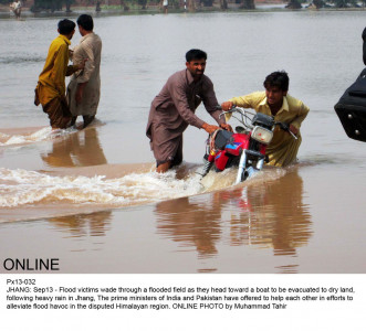 300 000 evacuated from flood hit areas shahbaz