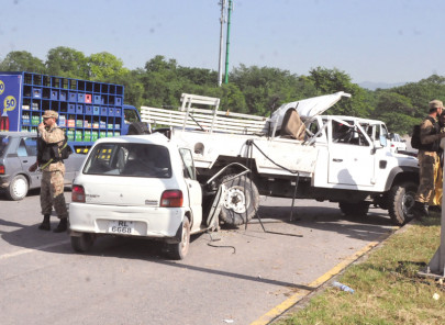 speeding 12 soldiers civilians hurt in accident speeding 12 soldiers civilians hurt in accident