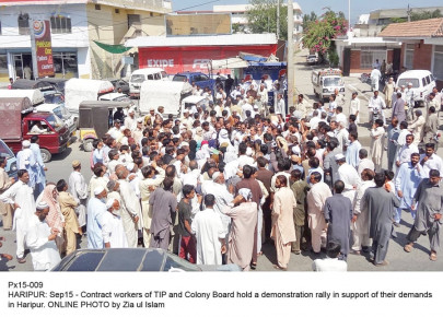 overdue sacked tip workers continue protest for salaries regularisation