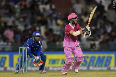 clt20 knights conquer mumbai to lahore s delight