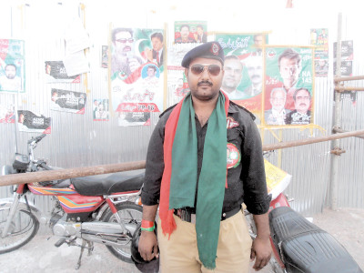 dissent amid jubilation cop resigns joins pti