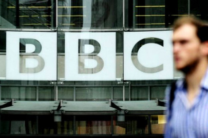 bbc reporters badly beaten in russia