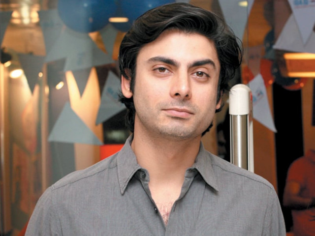 fawad khan beats aditya roy in advance bookings fawad khan beats aditya roy in advance bookings