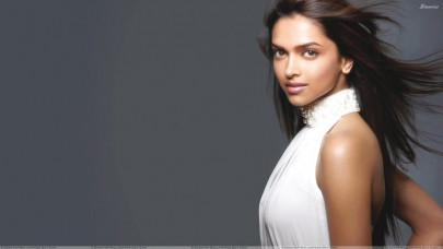 deepika padukone comes to the fore deepika padukone comes to the fore