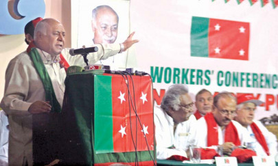 workers conference np leaders criticise protesters