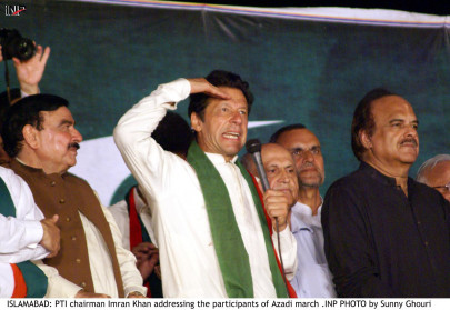 sit ins in islamabad i dream of a prosperous free pakistan says imran