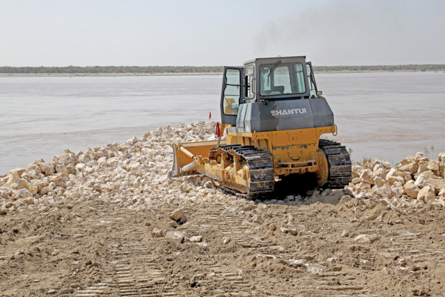 prepared for the worst with 17 spurs irrigation dept hopes to fix tori bund s most vulnerable point prepared for the worst with 17 spurs irrigation dept hopes to fix tori bund s most vulnerable point